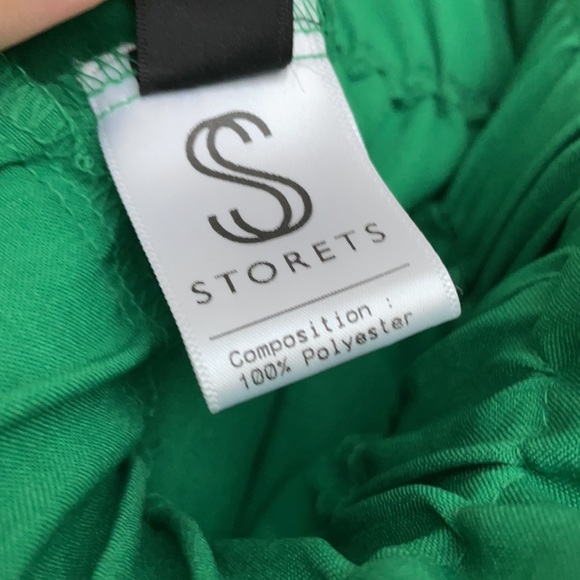 Set (shirt & shorts) - Picture 11 of 11